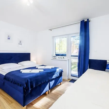 アパート 8b Blue Marine Basen Brodziki Plac Zabaw The Of Przy Plaz ポッドンビエ