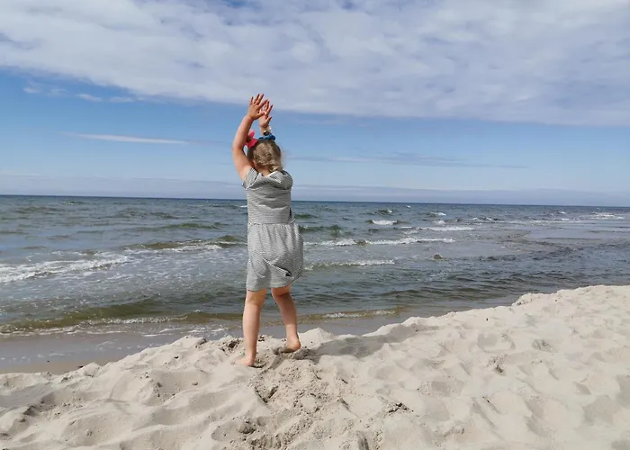 8b Blue Marine Basen Brodziki Plac Zabaw The Of Przy Plaz Поддомбе