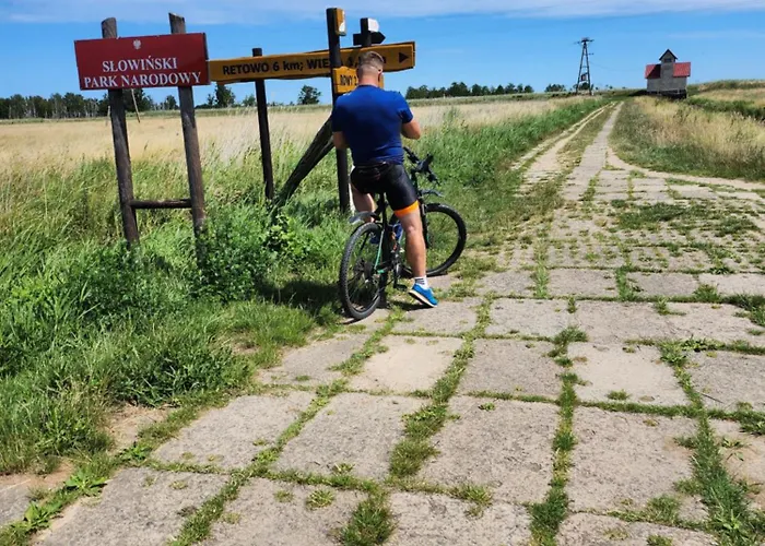 8b Blue Marine Basen Brodziki Plac Zabaw The Of Przy Plaz Поддомбе